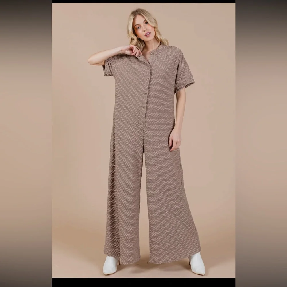 Fabulous Oversize Button Up Jumpsuit - Picture 3 of 7